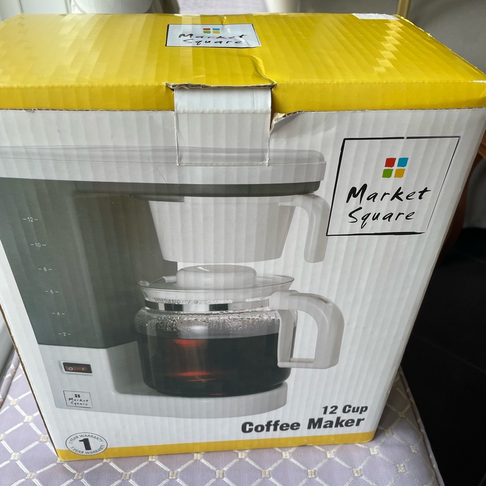 Market square coffee maker